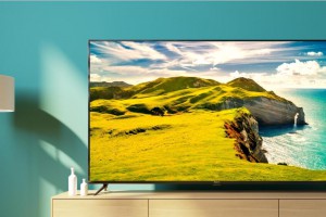 Redmi红米电视发布，70英寸巨屏仅售3799元 花小钱享大屏